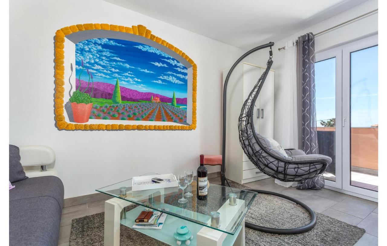 Beautiful Apartment In Stara Baska With Wifi 外观 照片