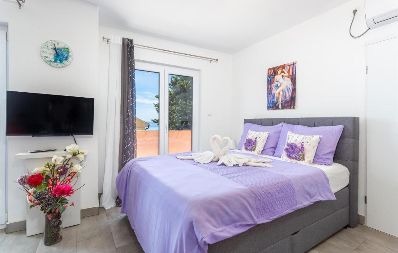 Beautiful Apartment In Stara Baska With Wifi 外观 照片